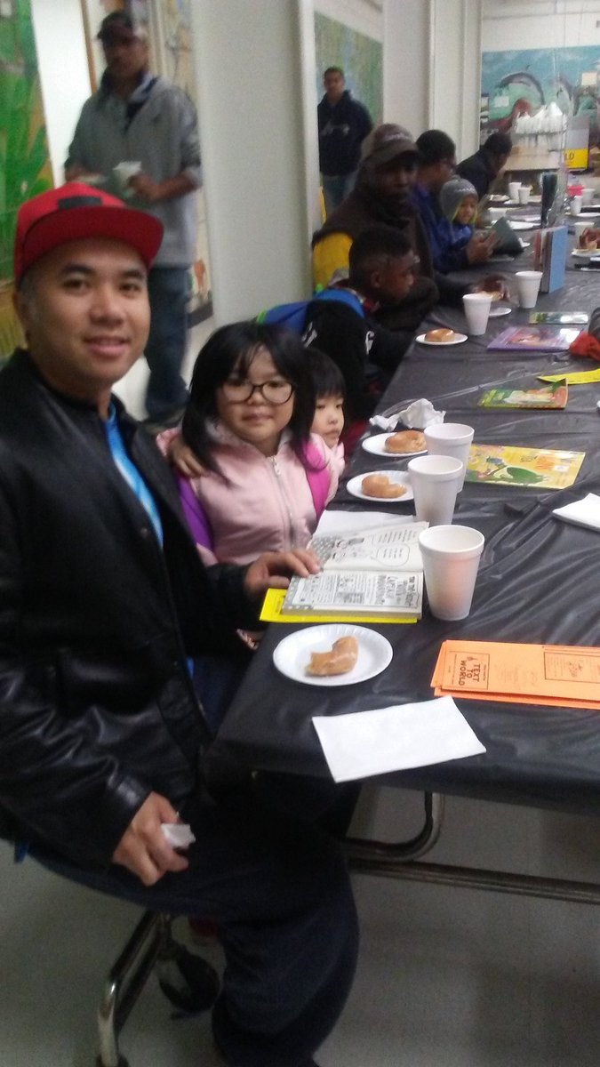 SESPIP1's tweet photo. SES Men and magnificent students! What a great combination! #DonutsWithDad #OhThePlacesWeWillGo https://t.co/xkFryvDQMx