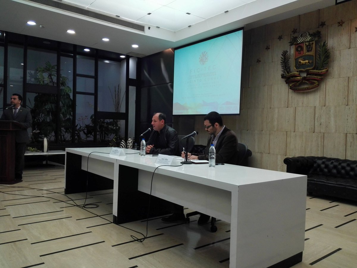 hugbelpsuv's tweet photo. #19Oct Reunidos con el cuerpo diplomático acreditado para la presentación de la Feria internacional de Ciencia y Tecnología https://t.co/RxoeVsZCbO