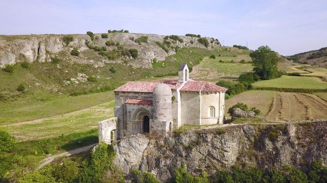 ⛪️🚵‍♀️🚵 La Dip. Palencia señaliza la ruta 'Pedaleando por el #Románico', creada por <a href="/JesusCalleja/">Jesús Calleja</a> en <a href="/VolandoVoyTV/">Universo Calleja</a> 👉bit.ly/2zlD5oN