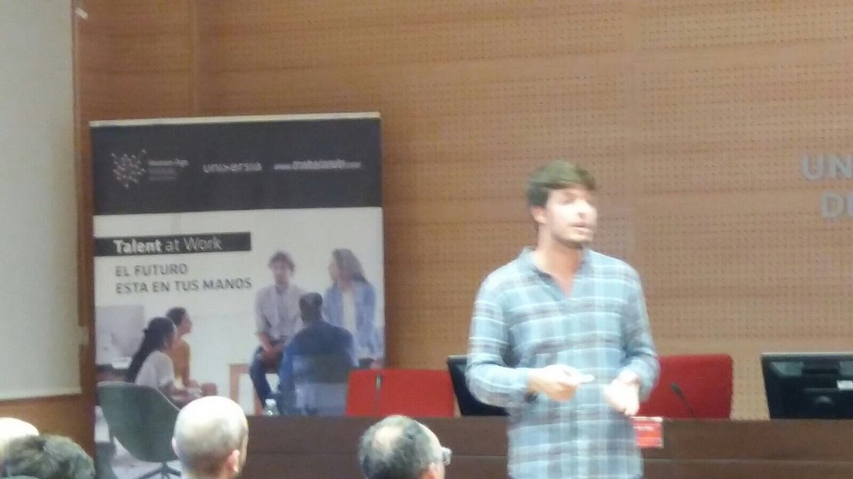 FundacionMPG's tweet image. “La transformación no es una opción sino una realidad” #TalentAtWork @Pabloglezrt @pangeaplatform @unirioja #talento