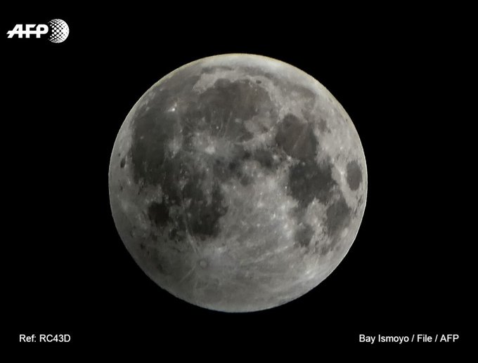 View image on Twitter