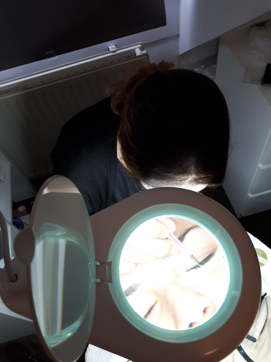 WimpersBaarn's tweet photo. Vandaag #opleidingsdag geven bij Diana uit @Zeist #wimperstyliste one by one #wimperverlenging https://t.co/hG84vtNub9 https://t.co/12biUAlixw