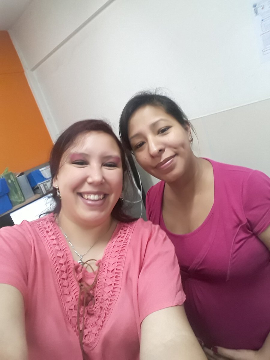 loquivida86's tweet photo. #MiLuchaEsRosa @AtentoArgentina con la panzona 🙂 https://t.co/d9M8b3OeJe