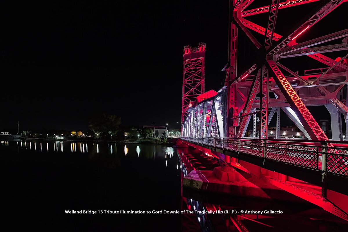 A_Gallaccio's tweet photo. .@WellandBridge13 #Tribute to #GordDownie #Illumination @Welland @NiagaraRegion #RIPGordonDownie @gorddownie https://t.co/G9yL0tHfkl https://t.co/iKVeLmiuWQ