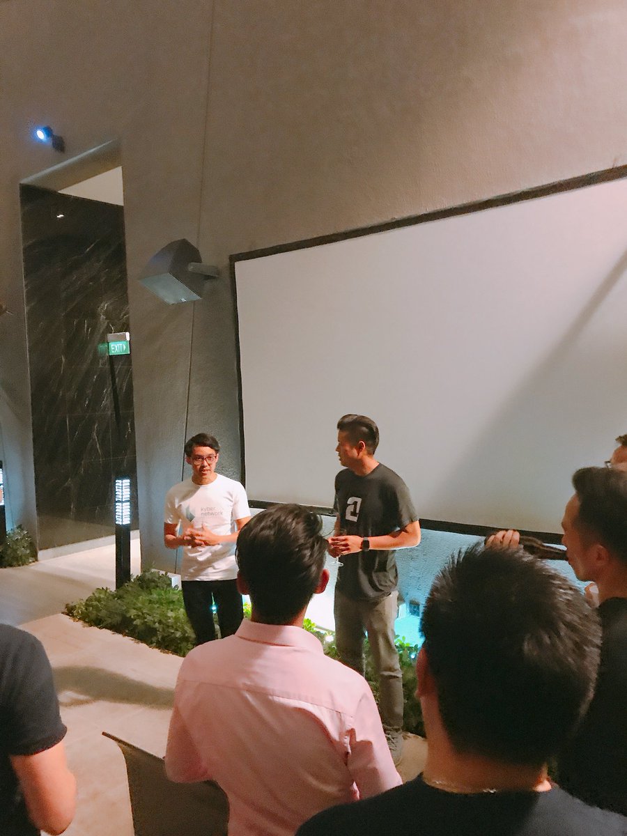coinmanager_io's tweet photo. Awesome meetup, for @veradittakit from @PanteraCapital . Thanks for inviting us, @KyberNetwork ! And it was nice to meet Blockchainers in SG https://t.co/CxXaFEV3Ds