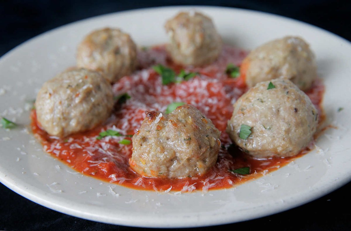 It's never a bad time for meatballs ... #dontdisthedeepdish #lunch #nola