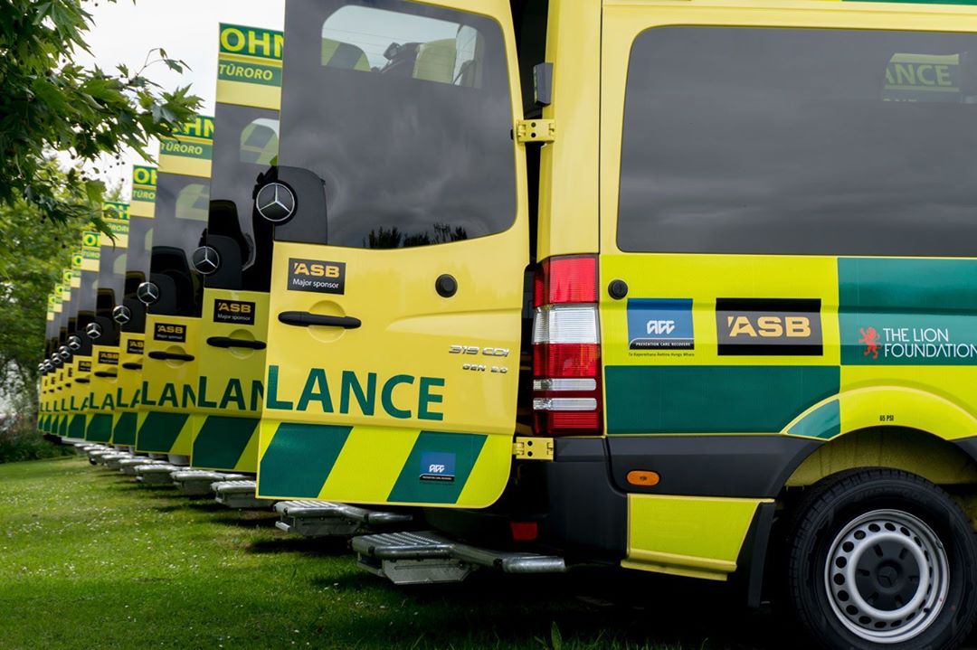 Habitants de Nouvelle-Zélande peuvent dormir sur leurs deux oreilles. Ces Sprinters sont là pour les conduire à l’hôpital en toute sécurité.
