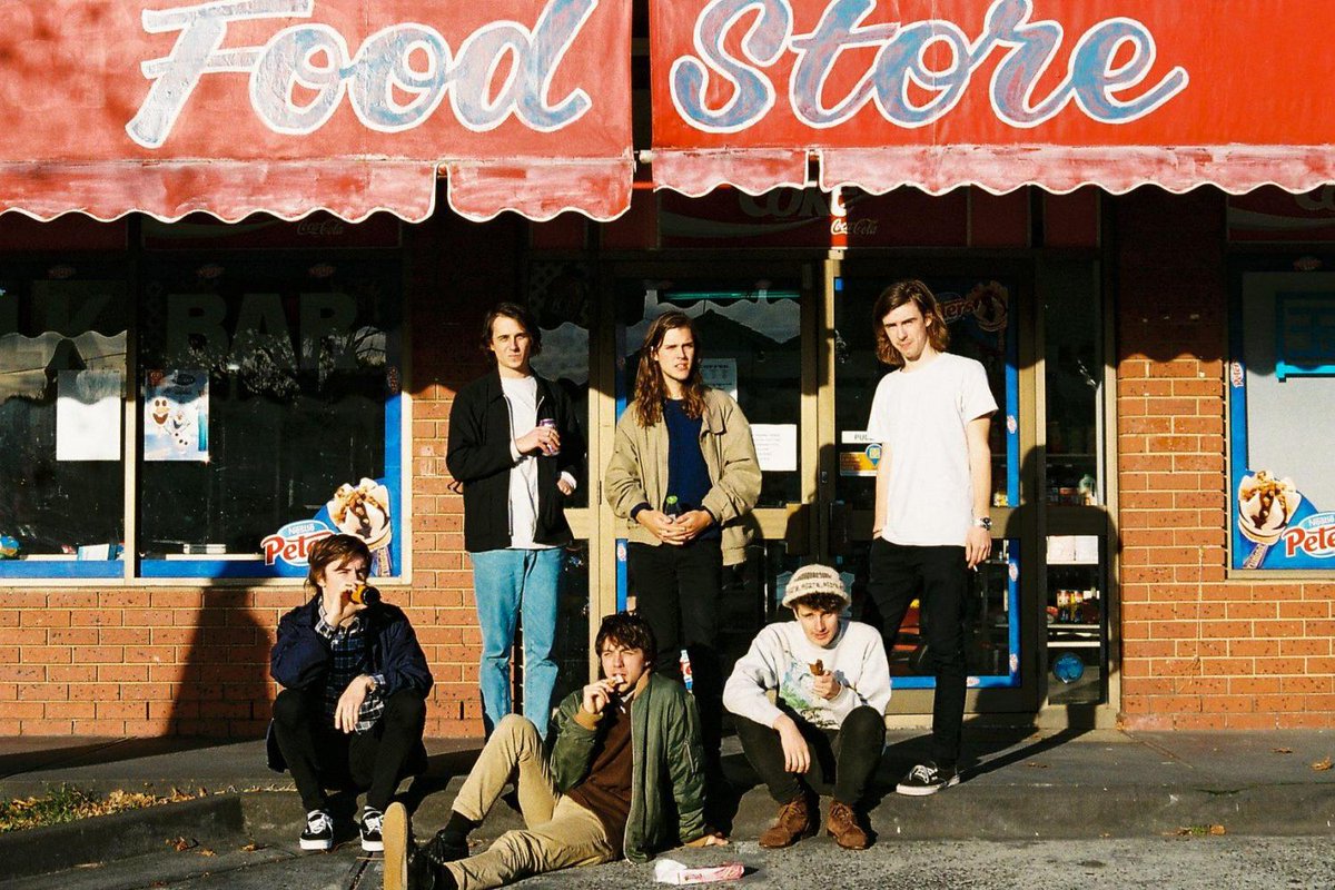 diymagazine's tweet photo. Today's Neu Pick comes from Melbourne band Crepes and their lilting, wistful new one 'Four Years Time'.
https://t.co/4MjpICZyBY @crepes_aus https://t.co/2mKwmKsCNe