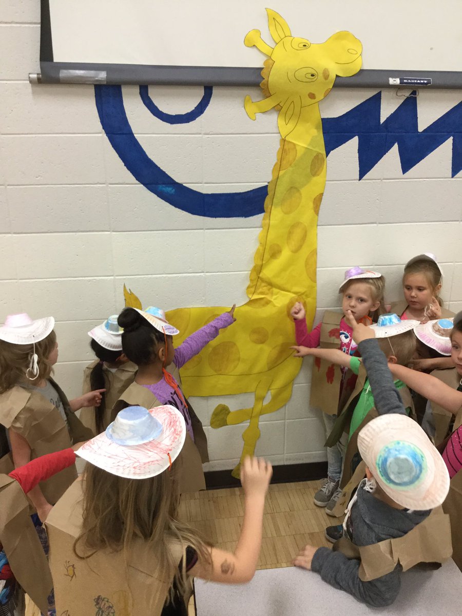 MrsGoetzKinder's tweet photo. Going on a safari like Superkid Alf.  #superkidsreading @ZanerBloser @WausauFranklin @WausauSchDist #teach4me https://t.co/9hccVPMjhU