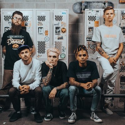 NeckDeepFanPage's tweet photo. #NewProfilePic https://t.co/wx7GDrSBFZ