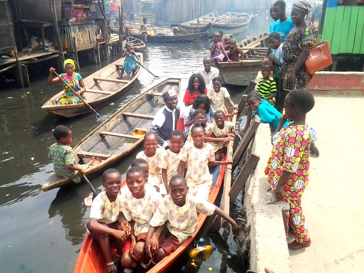 AGUNZEEMMANUEL's tweet photo. Emmanuel Agunze: Youth Activist and Community developer. Founder @Makokodream in line with U.N #SDG4 #SDG5 #push57 @ark_agency @wehustleng https://t.co/vsLbIeUrvn