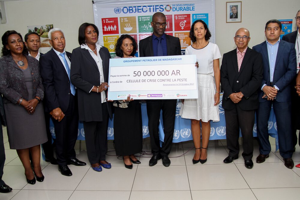 charlottefaty's tweet photo. Commitment of private sector to #plague #Madagascar. . Congratulations. https://t.co/FLIZWdqeXL