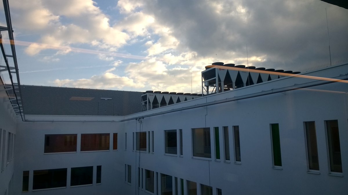 Ingenium_nv's tweet photo. AZ ZENO: healing environment door toparchitectuuur en doordachte aanpak technieken #openingsevent #azzeno https://t.co/SP1ZHr7S8u
