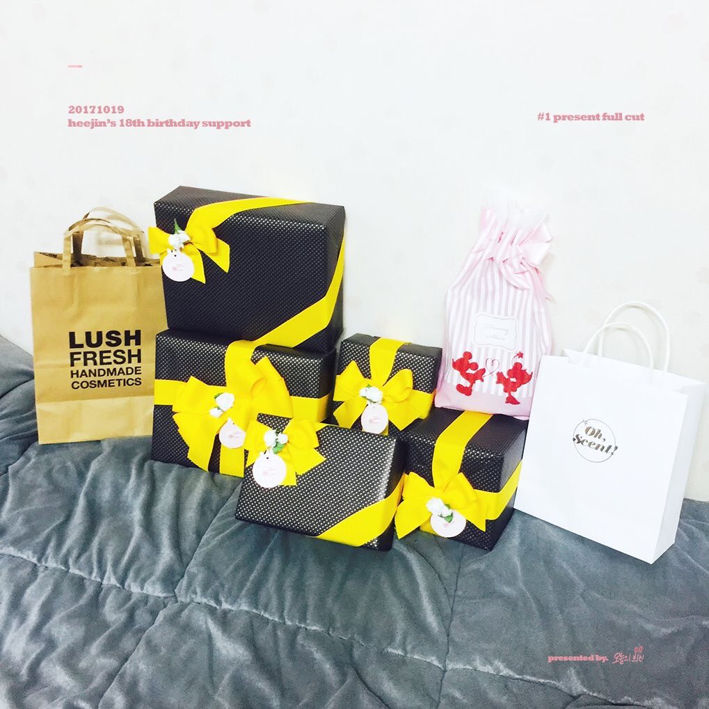 HEEJIN_TH's tweet photo. 🐰🎁 ของขวัญวันเกิดของฮีจินจากบ้านแฟนไซต์ต่างๆค่ะ~♡
#HappyHeejinDay
#HEEJIN18thBirthday https://t.co/N7w498dl1N