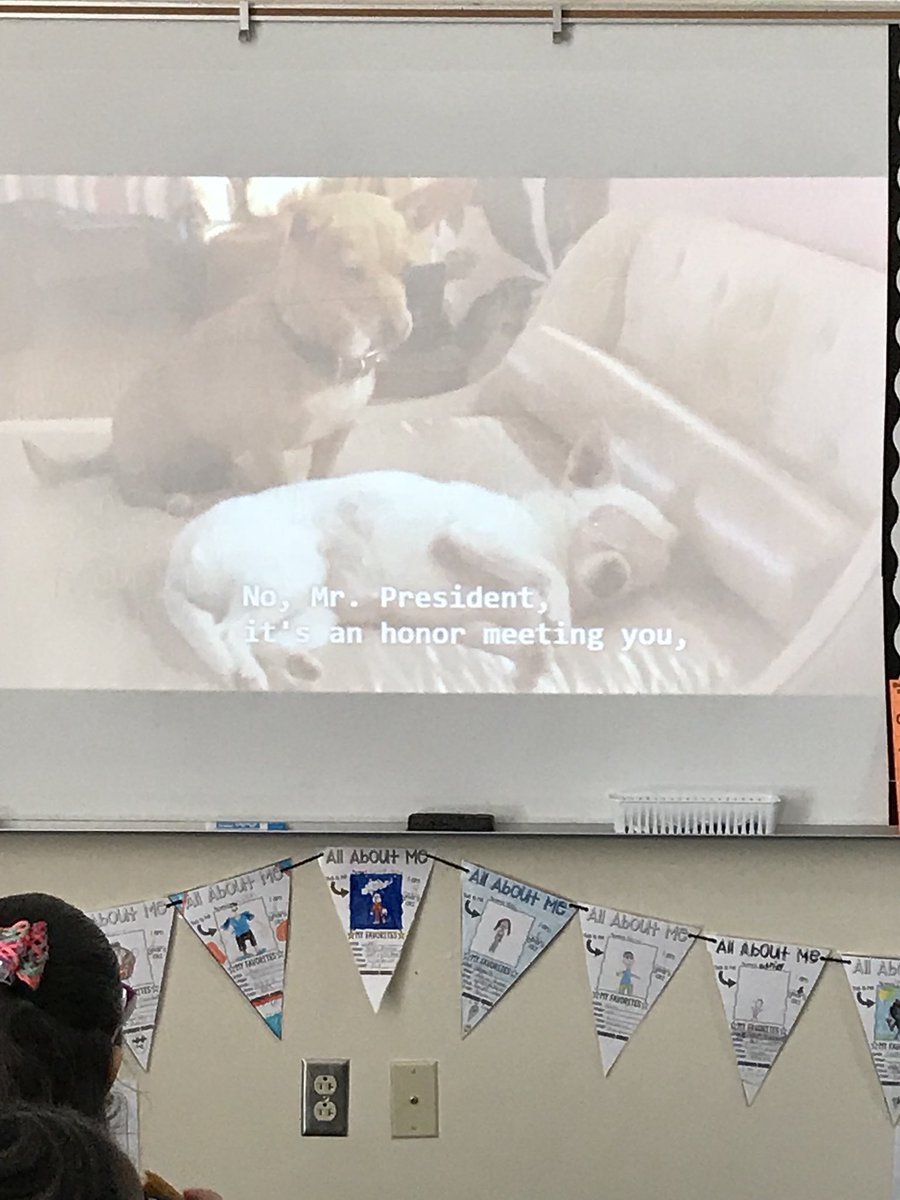HancocksHawks's tweet photo. “This just be fantasy, because dogs don’t really talk.��� “They’re communicators!” Lunch in the classroom=more connections! @HuffmanHawks120 https://t.co/JajKqOOP5X