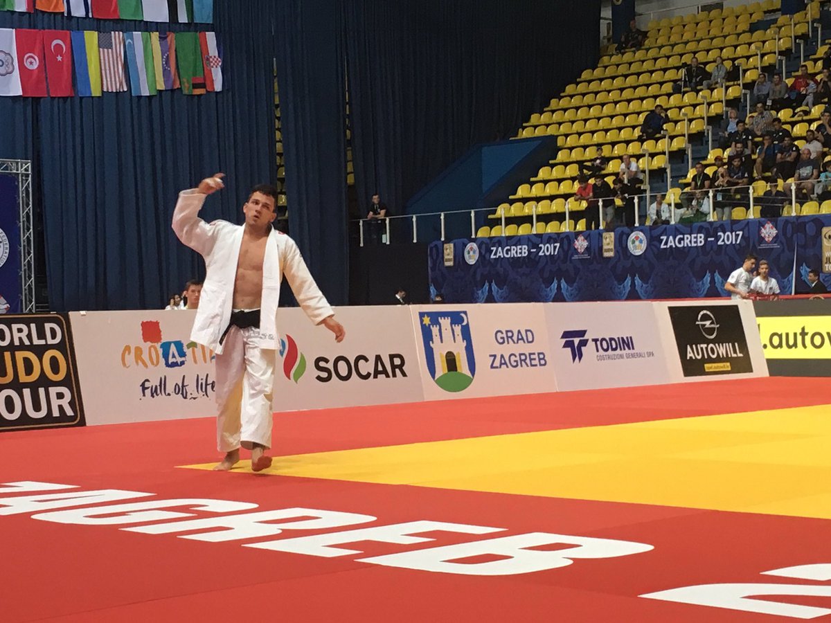 JudoCBJ's tweet photo. PODE PREPARAR O HINO, PORQUE HOJE TEM BRASIL NO LUGAR MAIS ALTO DO PÓDIO! VALEU, CARGNIN! #PreparadoParaVencer #BaseForteCBJ https://t.co/2mk2VM70HJ