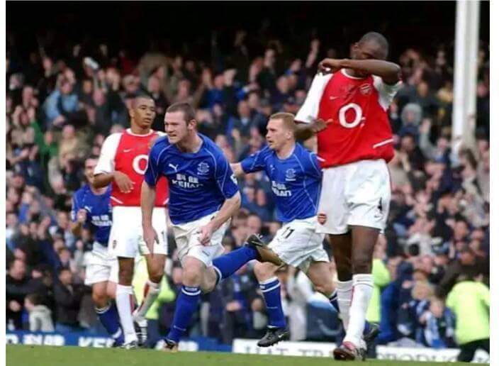 Manchester_4lif's tweet photo. 2002 16old Rooney came off the bench to score his first Premier League goal ⚽.90th winner vs. Arsena
@ManUtdStories @premierleague @Arsenal https://t.co/T1hWn23f84