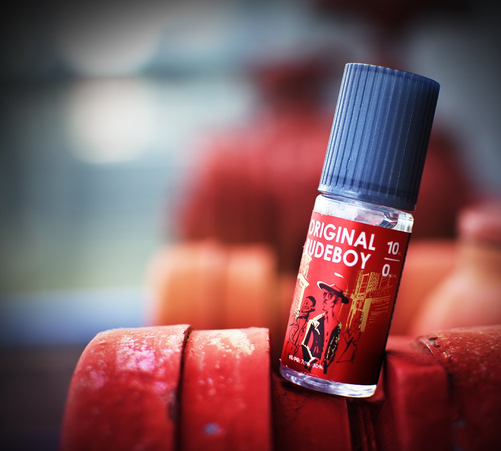 SteamWorksJuice's tweet photo. Anyone here loves orange flavour e-juice but dislikes the fruit just like me? 😂
Try Original Rudeboy if you loved orange juice.
#SteamWorks https://t.co/lKmRsZMyyW