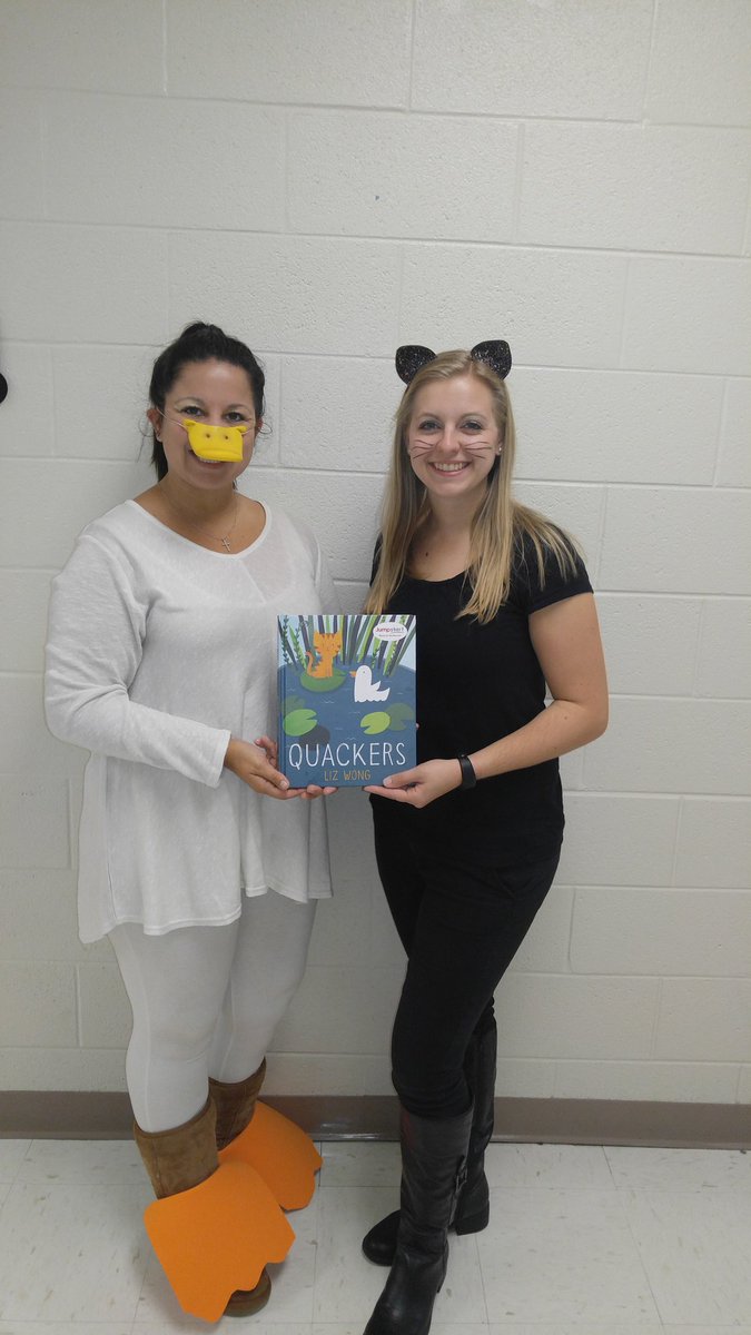 annahnelms's tweet photo. Read for the Record Day #iwcs #wes https://t.co/EnWjler0Ww