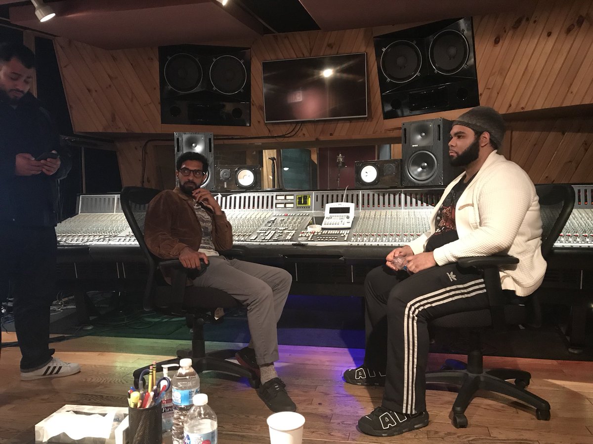 BSIR1969's tweet photo. Back Stage Indie Report at the legendary Premier Studios NYC #recordingstudio #premierstudios #echohits https://t.co/VtZKW3T5X0