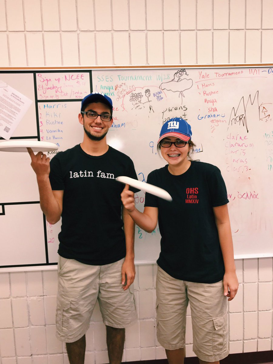 ohsjcl's tweet photo. Mathletes vs. Athletes 👨🏻‍🏫🏃🏾‍♀️ #hoco2017 https://t.co/5SzaWRKFT2