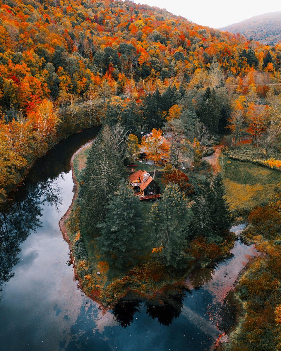 Untrodden (@untroddendotcom) on Twitter photo Cabin goals this 🍂Fall🍃
-
Visit untrodden.com for places any leafer would love.
-
📸 by <a href="/mblockk/">Dakari Dawkins</a> #untrodden Cabin goals this 🍂Fall🍃
-
Visit untrodden.com for places any leafer would love.
-
📸 by <a href="/mblockk/">Dakari Dawkins</a> #untrodden