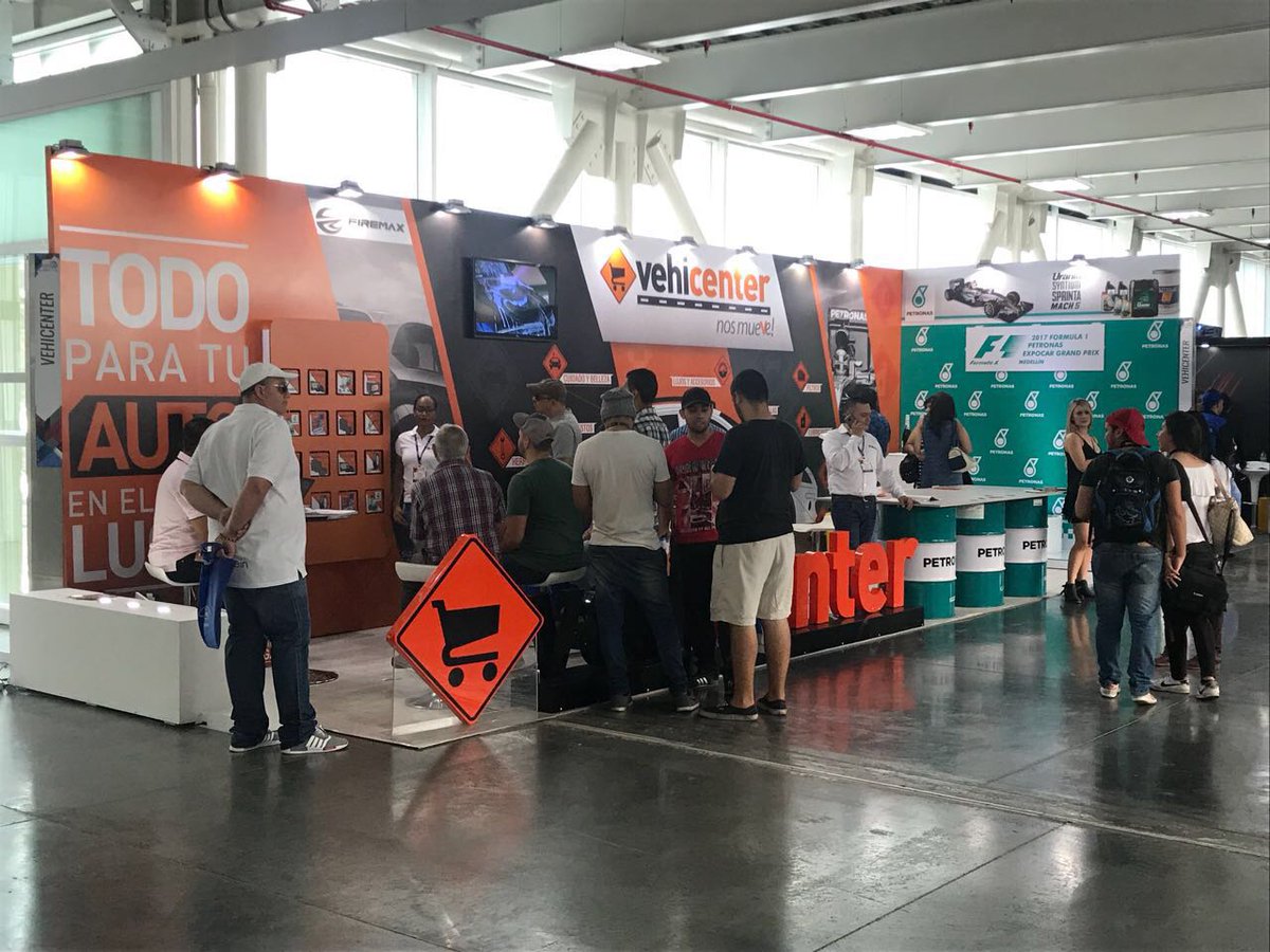 Vehicenter's tweet photo. Acércate a nuestro stand en #ExpocarMedellin2017, conoce todo lo que #Vehicenter tiene para tu vehículo y participa por muchos premios. https://t.co/30LmCmeeuQ