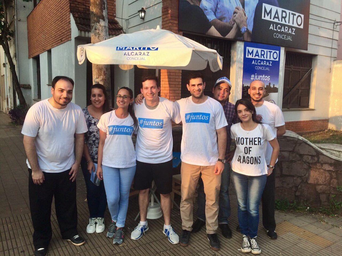 FraternidadR's tweet photo. Cuando hay buena onda, compromiso y esfuerzo, siempre hay buenos resultados. 
Acompañanos este #22deOctubre
#Juntos 
#Lista901 https://t.co/X1TuRK05HK