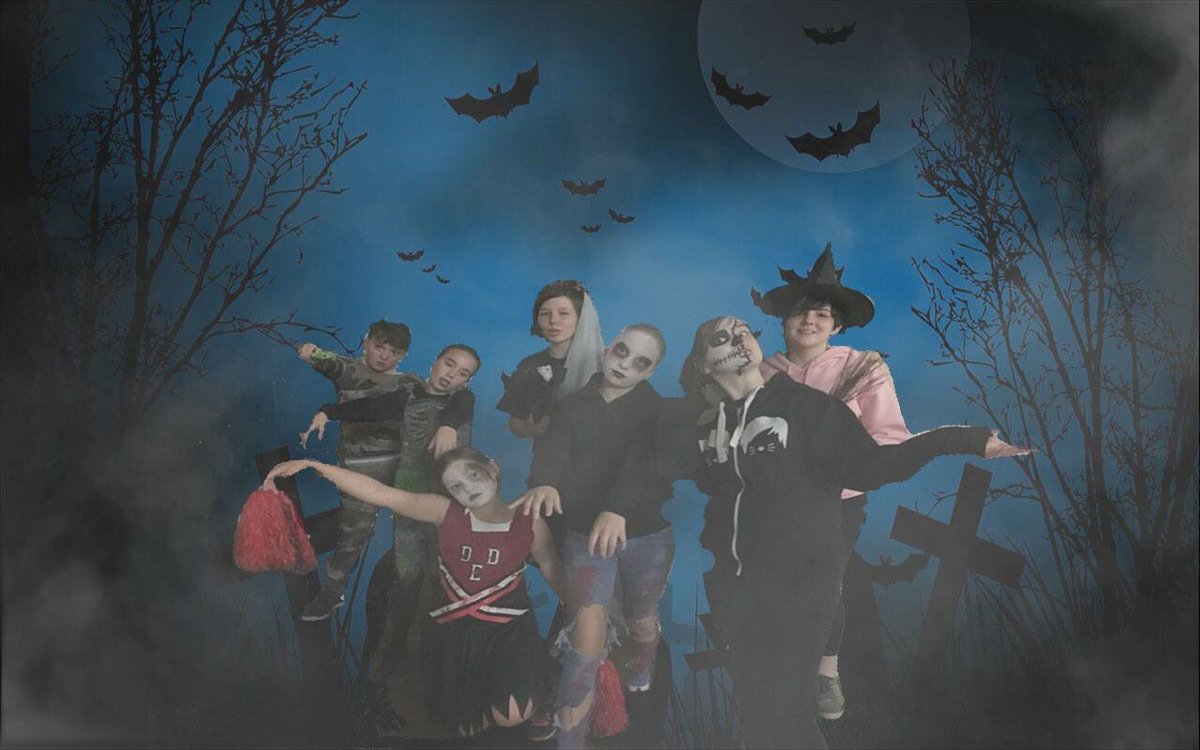 act1pa's tweet photo. Great Halloween turnout today night! 👻🎃 https://t.co/REVsFACOjv