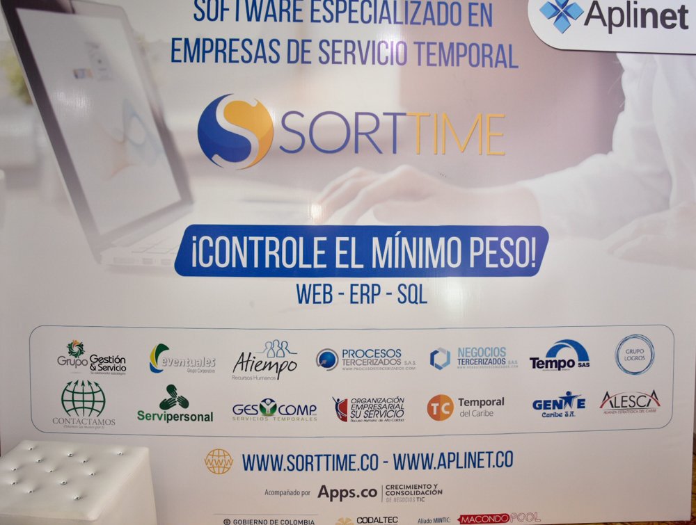 AppscoMacondo's tweet photo. #Aplinet nuestra empresa acompañada por @AppsCo ofreciendo sus productos a los asistentes del congreso @ColombiaAcoset https://t.co/jiYWF9gmA1