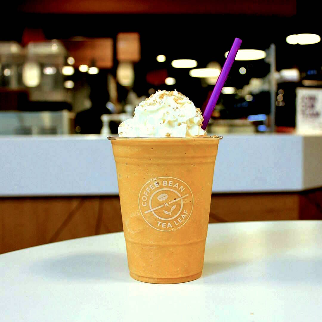 TheCoffeeBean's tweet photo. #FallBackThursday is here! Treat yourself to a small pumpkin drink for only $2! 2pm - 6pm, at participating locations. https://t.co/11TFruSNiz