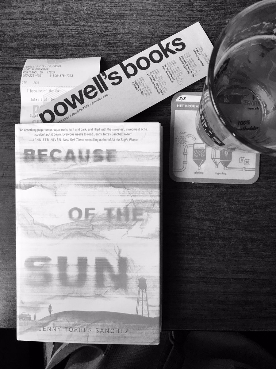 CorpseOnPumpkin's tweet image. Excitement is just a word but I use it. Cold beer &amp;amp; new stories by @jetchez. Always a pleasure, @Powells. | @DelacortePress #BecauseOfTheSun