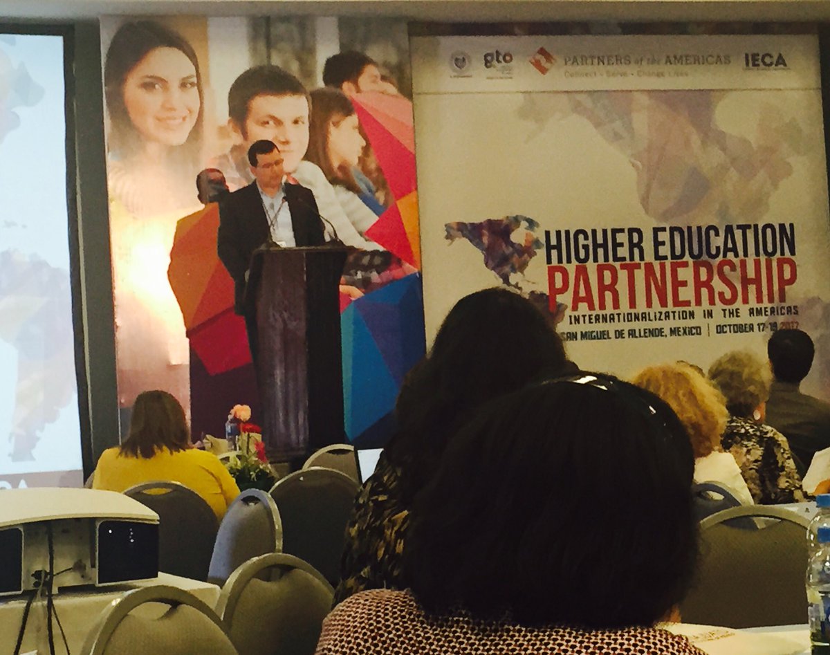 mi_iuhoosier's tweet photo. "El mundo en que vivimos hoy es el mundo mas interconectado de la historia de la humanidad" @dan_restrepo @PartnersAmerica #HEP2017 https://t.co/bK4JDpDQD6