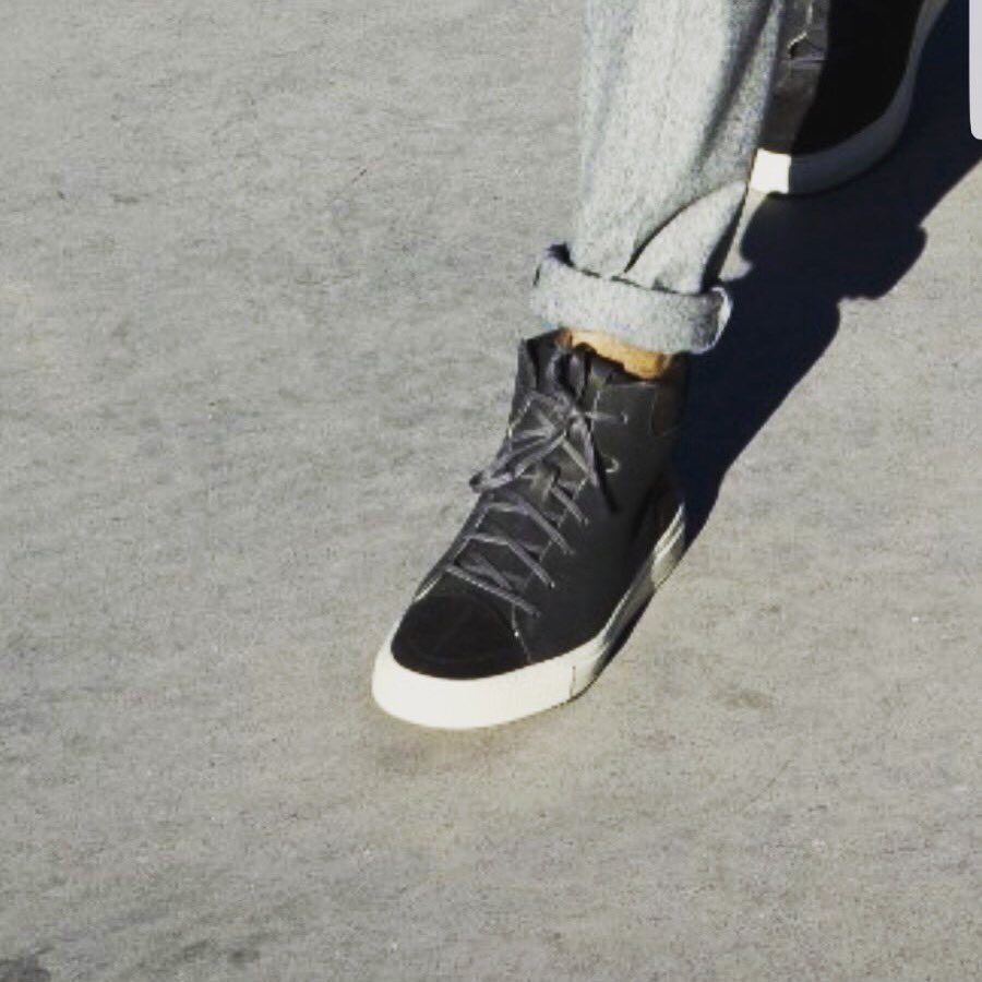 Flipando con mis nuevas zapas <a href="/konkho/">Kon touthang</a>.shoes gracias gracias gracias!!! 😘😘😘😘😘😘 #greatshoes #bestshoesever #losmascomodos #losmejores