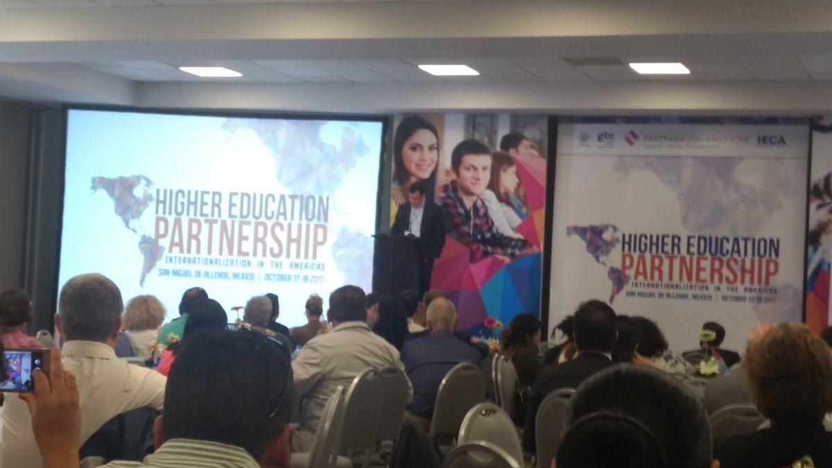 IECAGente's tweet photo. Clausura del evento #HEP2017 en donde participaron más de 80 universidades de toda América. 1/2 https://t.co/nymfXeS4B0