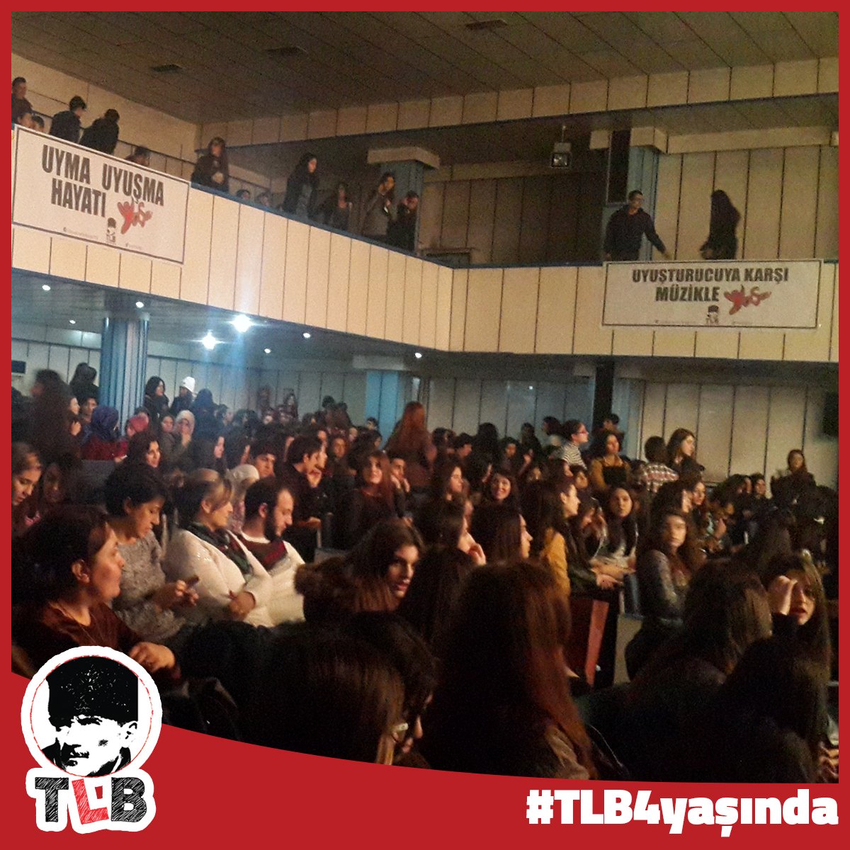 liselibirligi's tweet photo. Aralık 2014'de gerçekleştirdiğimiz konser ile uyuşturucuya karşı tüm Türkiye'de YAŞA dedik. #TLB4Yaşında https://t.co/08Z02b84sC