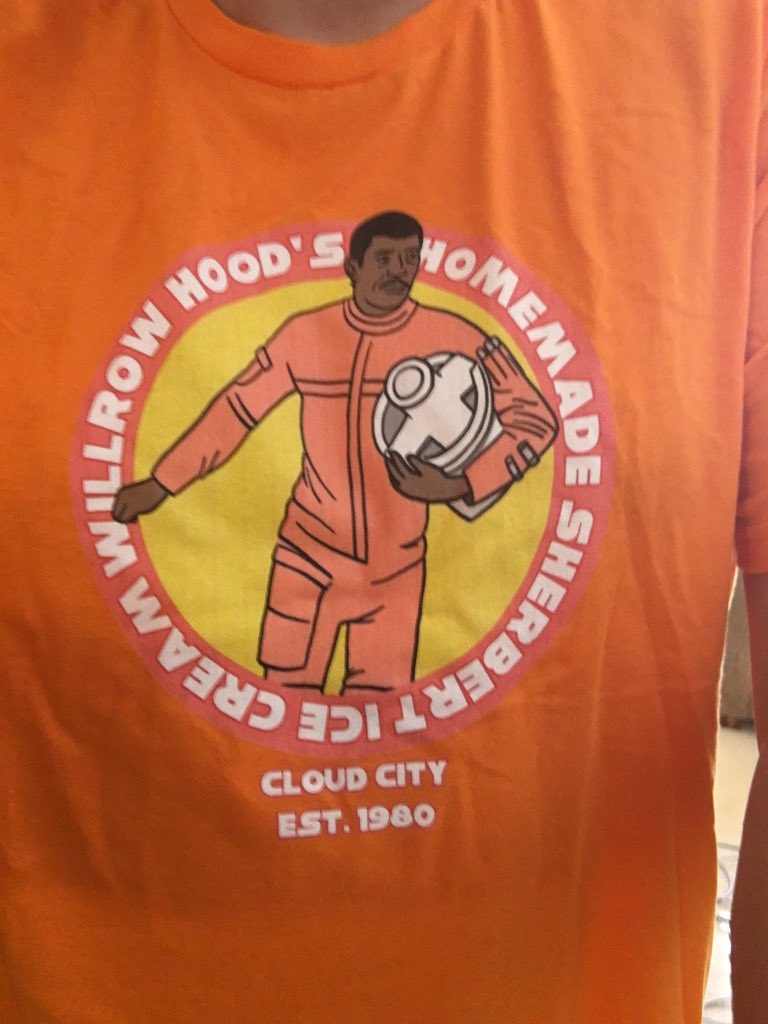 Willrow_ICMG's tweet photo. @Lil_Doodles Got my shirt it's awesome! #runwillrowrun https://t.co/AaPy9daHPc