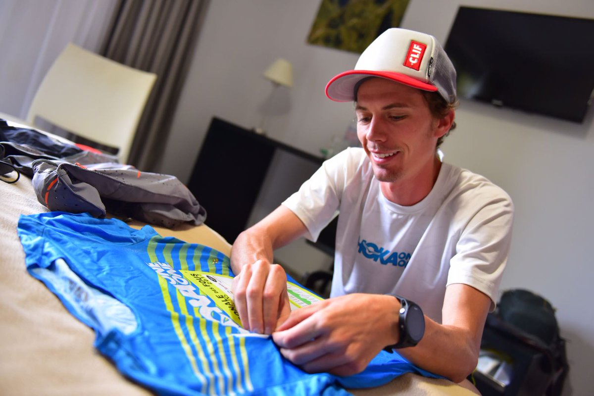 walmsleyruns's tweet photo. Grand Raid starts in 1 hour! (10pm local time). Follow bib 2750 for updates on Jim's race. https://t.co/2z6Qf2ZWpr https://t.co/eIIYMguh5Q