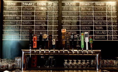 Get fresh draft beer, in crowlers, delivered to your door. <a href="/zeekspizza/">Zeeks Pizza</a> expanding beer deliverer program. washingtonbeerblog.com/zeeks-pizza-be…