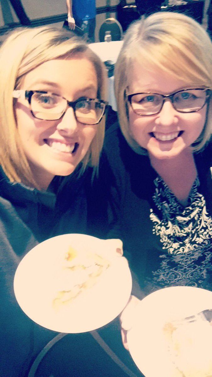 EmilyStry's tweet photo. Having some #pie for #PieDay while #twinning with the beautiful @LoriAtkinson1 #librolove #ICUD2017 #Librofam https://t.co/r82puFOHvh