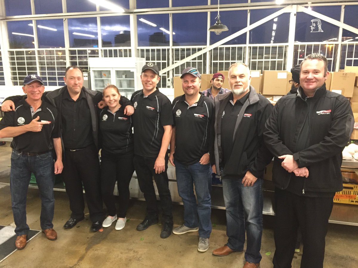 Burns_Ferrall's tweet photo. @EatmylunchNz @RATIONAL_AG #whatwedoat6am #feedingkiwikids #happyfriday https://t.co/OhsysPiQYE