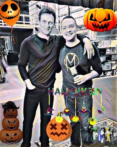tiffys1983's tweet image. It’s close 2 #Halloween so here’s a new 📸, plus some older ones 4 #TBT 
Who doesn’t love @smoyer 
@therealRhondda @Jalapeno_Biznis @40Violet