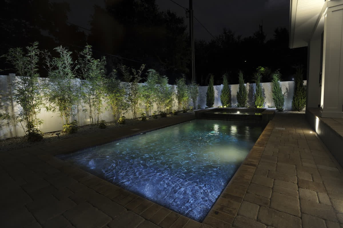 GardenLightLED's tweet photo. Want to improve your #LandscapeDesignFirm? We have the #OutdoorLEDlighting you need! https://t.co/tyD09o8ErG https://t.co/CINLoP8snz