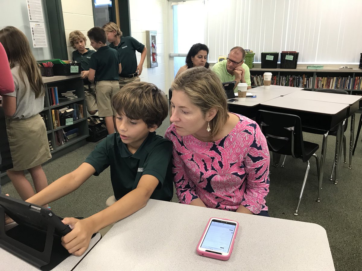 ttatelbaum's tweet photo. Parents invited into our classroom #community to learn from their children! @Shorecrest #powerschoollearning https://t.co/CTXLakeOig