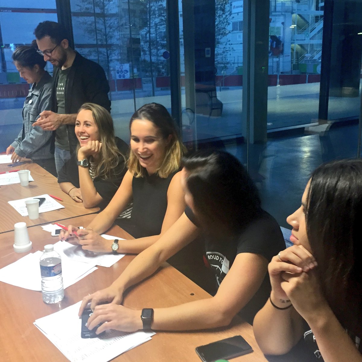 sesamers's tweet photo. Badass volunteers at #StartHerAwards https://t.co/5i1gLWSi1Q
