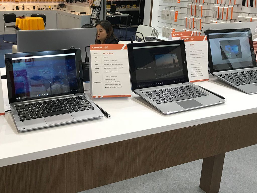 Gizchina's tweet photo. New Chuwi SurBook Mini debuting at the 2017 HK Fair #Chuwi #SurBookMini #HKFair https://t.co/BhM53ZFVQ3 https://t.co/pzVERLQJbW