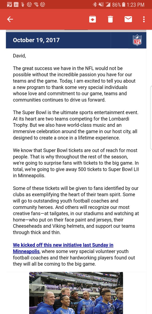 SheriffClarke's tweet photo. NFL is running a FAN APPRECIATION promotion. What a  CROCK. If Goodell/players appreciated fans they would stop disrespecting our anthem. https://t.co/y8Xlacxeth