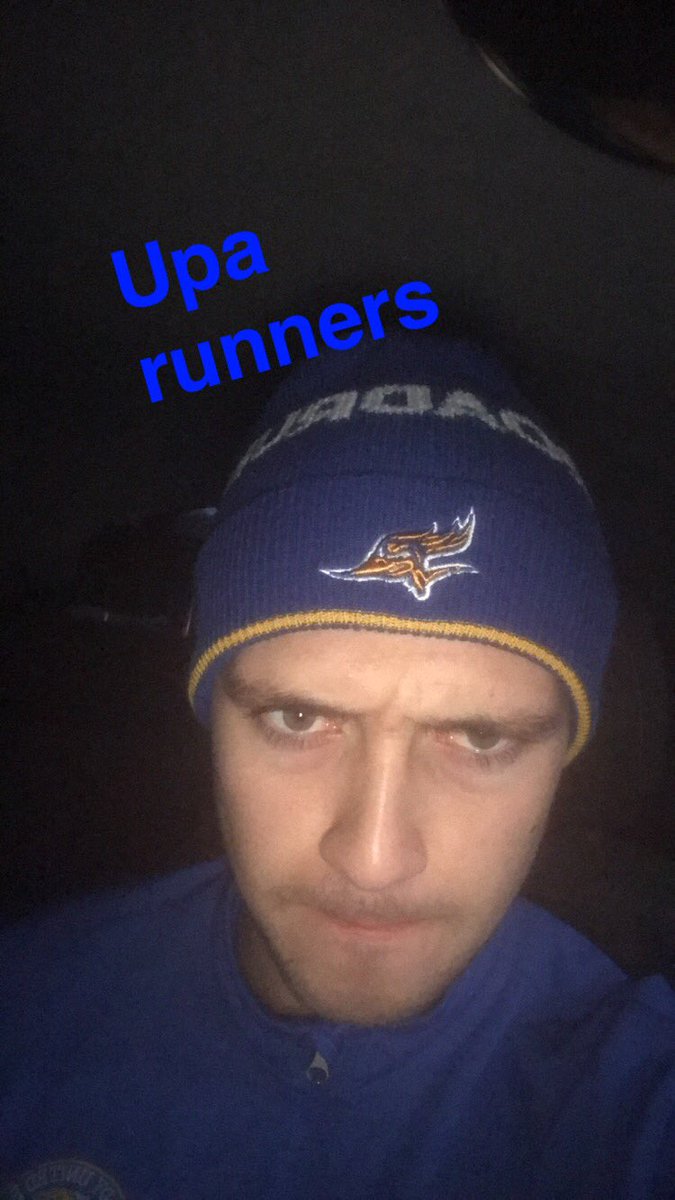 candoandrew's tweet photo. @garces_james @CSUBAthletics 😱😱 https://t.co/kC3fOmpKns