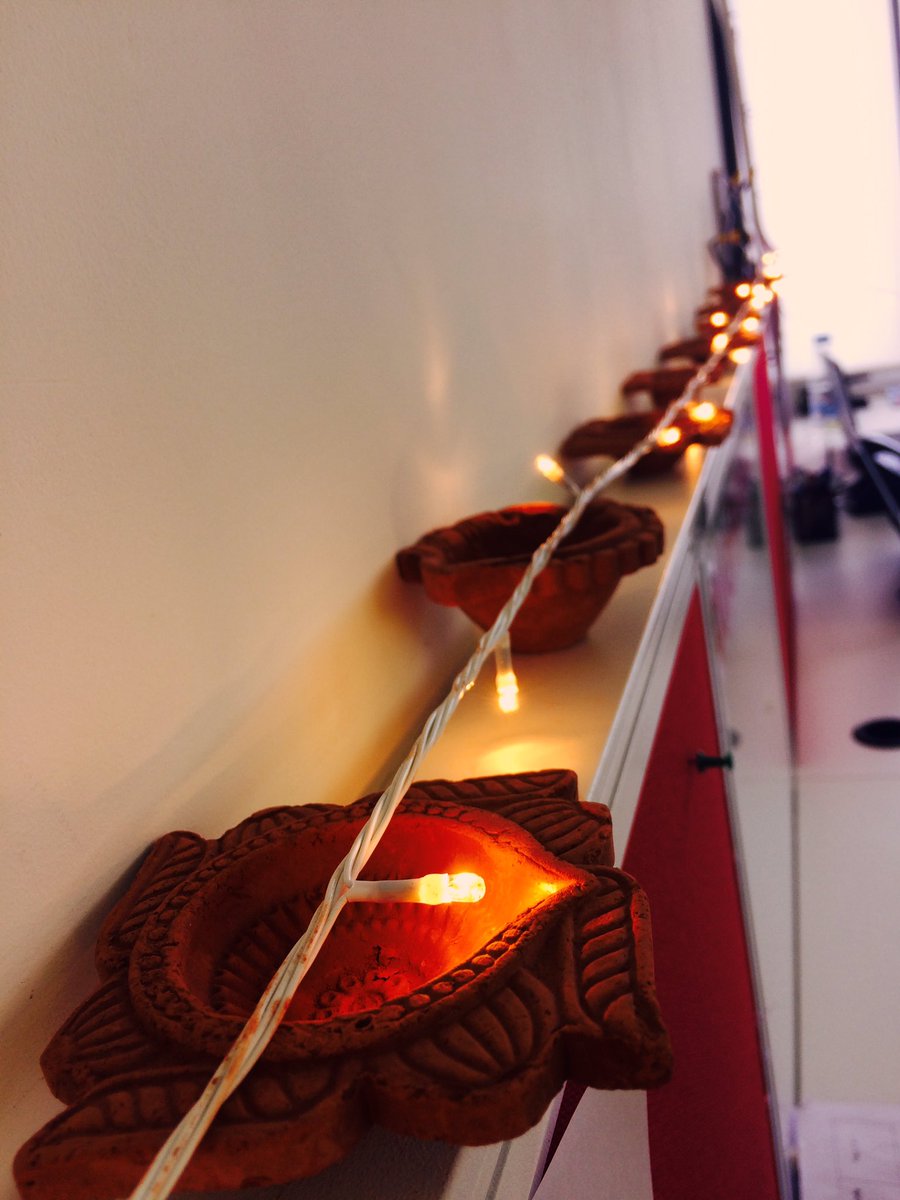chand_shanu's tweet photo. #LampsofJoy #Peace&Prosperity #WorkplaceCharm #SmallThingsBigJoy ๐ https://t.co/Hc21eyOmXV