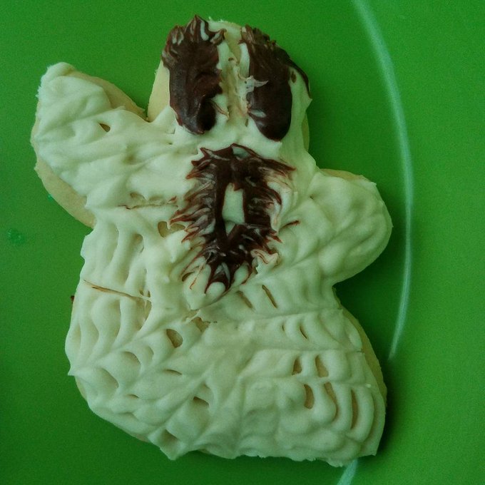 Ghost cookies https://t.co/M14uk1znsF